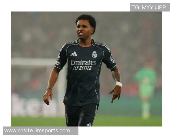 罗德里戈复出不幸扭伤膝盖仍顽强坚持完赛展现斗志 罗德里戈复出不幸扭伤膝盖仍顽强坚持完赛展现斗志